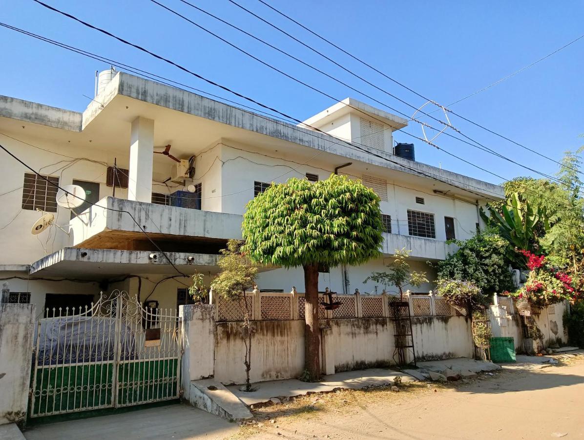 ג'איפור Nadya Homestay For Female & Family מראה חיצוני תמונה