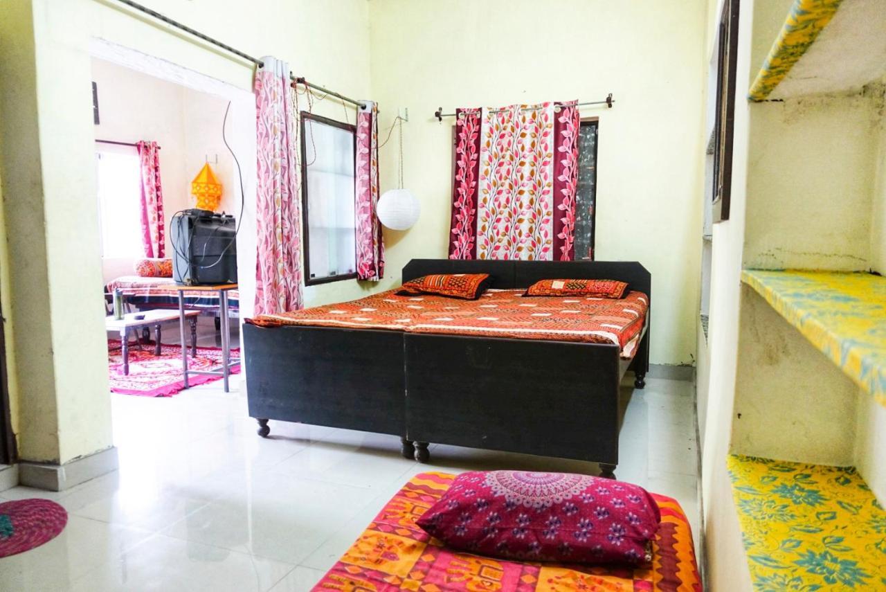 ג'איפור Nadya Homestay For Female & Family מראה חיצוני תמונה