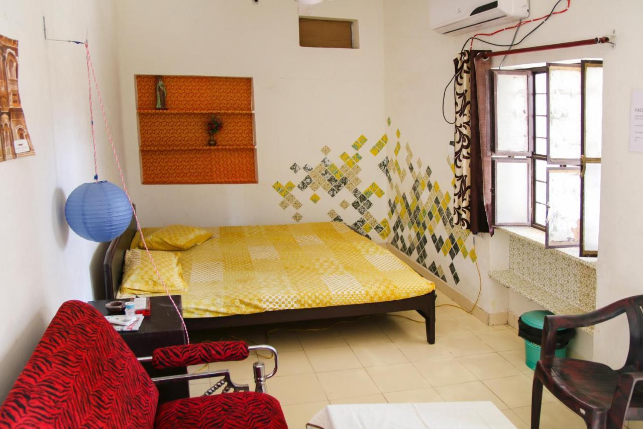 ג'איפור Nadya Homestay For Female & Family מראה חיצוני תמונה