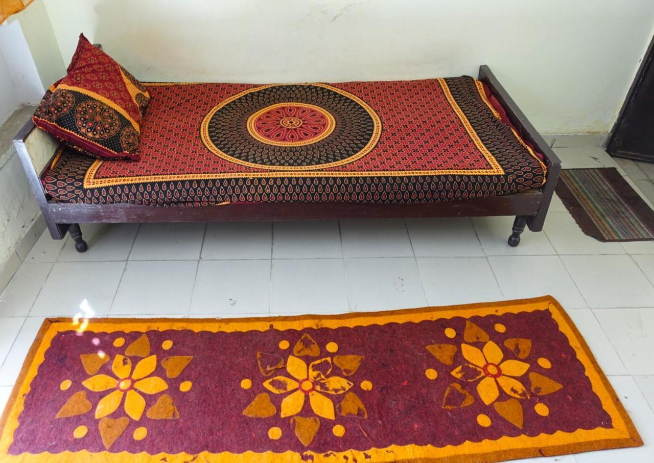 ג'איפור Nadya Homestay For Female & Family מראה חיצוני תמונה