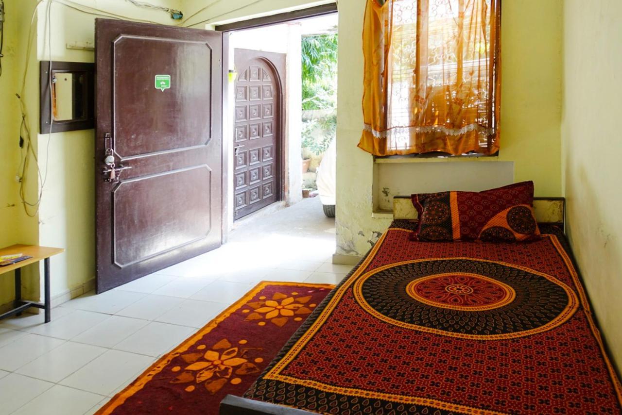 ג'איפור Nadya Homestay For Female & Family מראה חיצוני תמונה