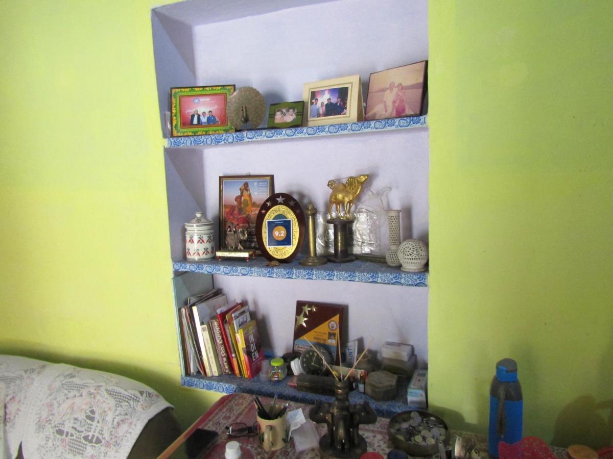 ג'איפור Nadya Homestay For Female & Family מראה חיצוני תמונה