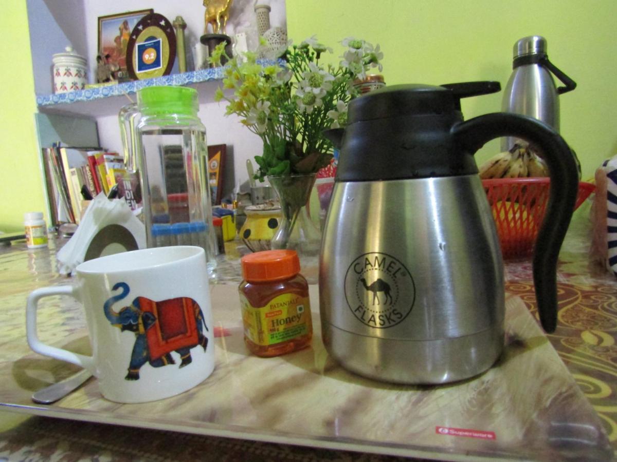 ג'איפור Nadya Homestay For Female & Family מראה חיצוני תמונה