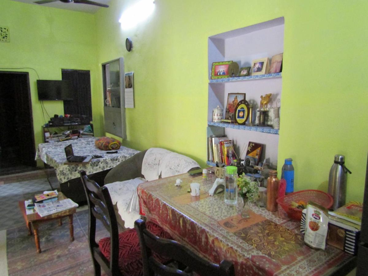 ג'איפור Nadya Homestay For Female & Family מראה חיצוני תמונה